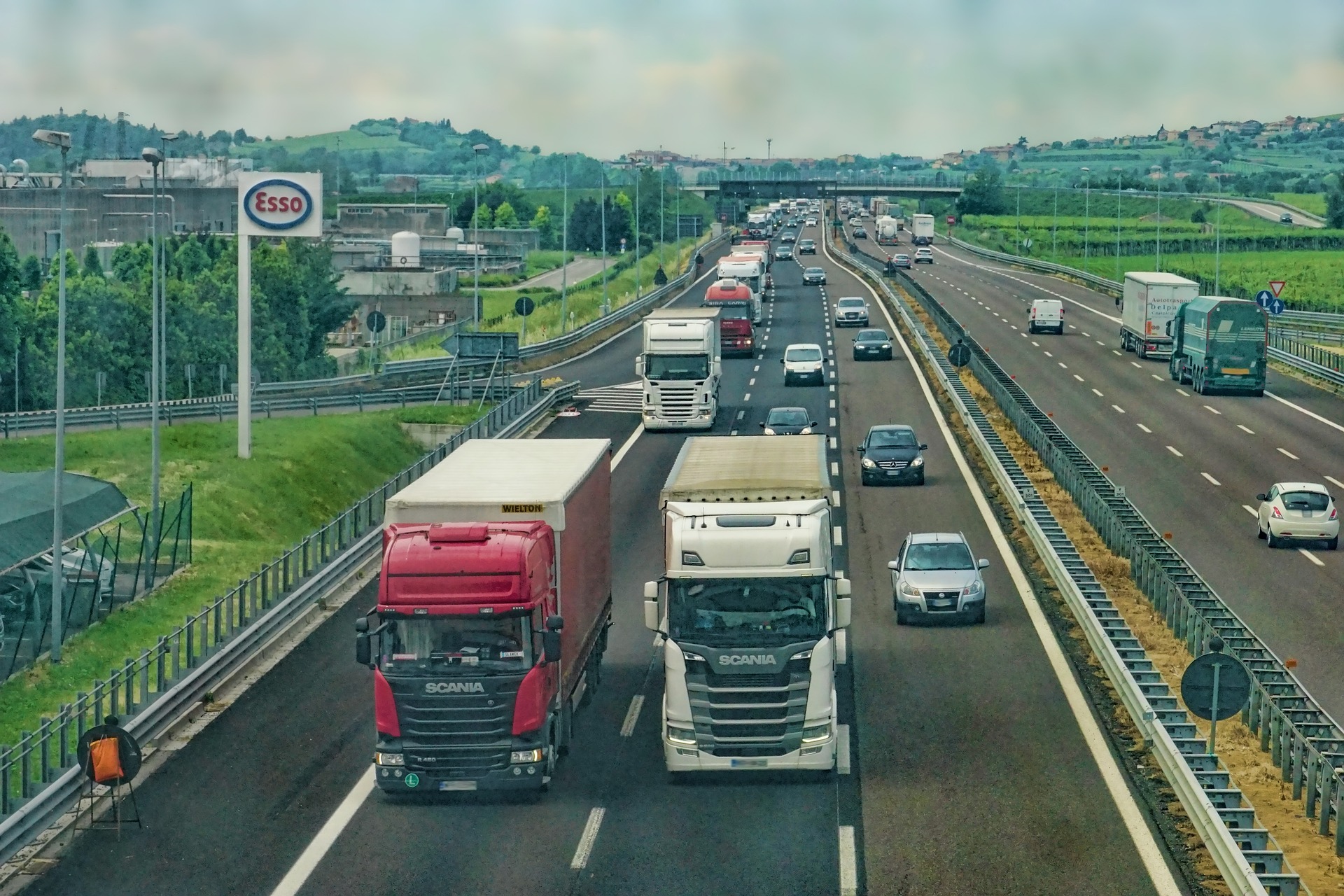 W październiku w okolicach węzła Łowicz na A2 ruszyła naprawa nawierzchni