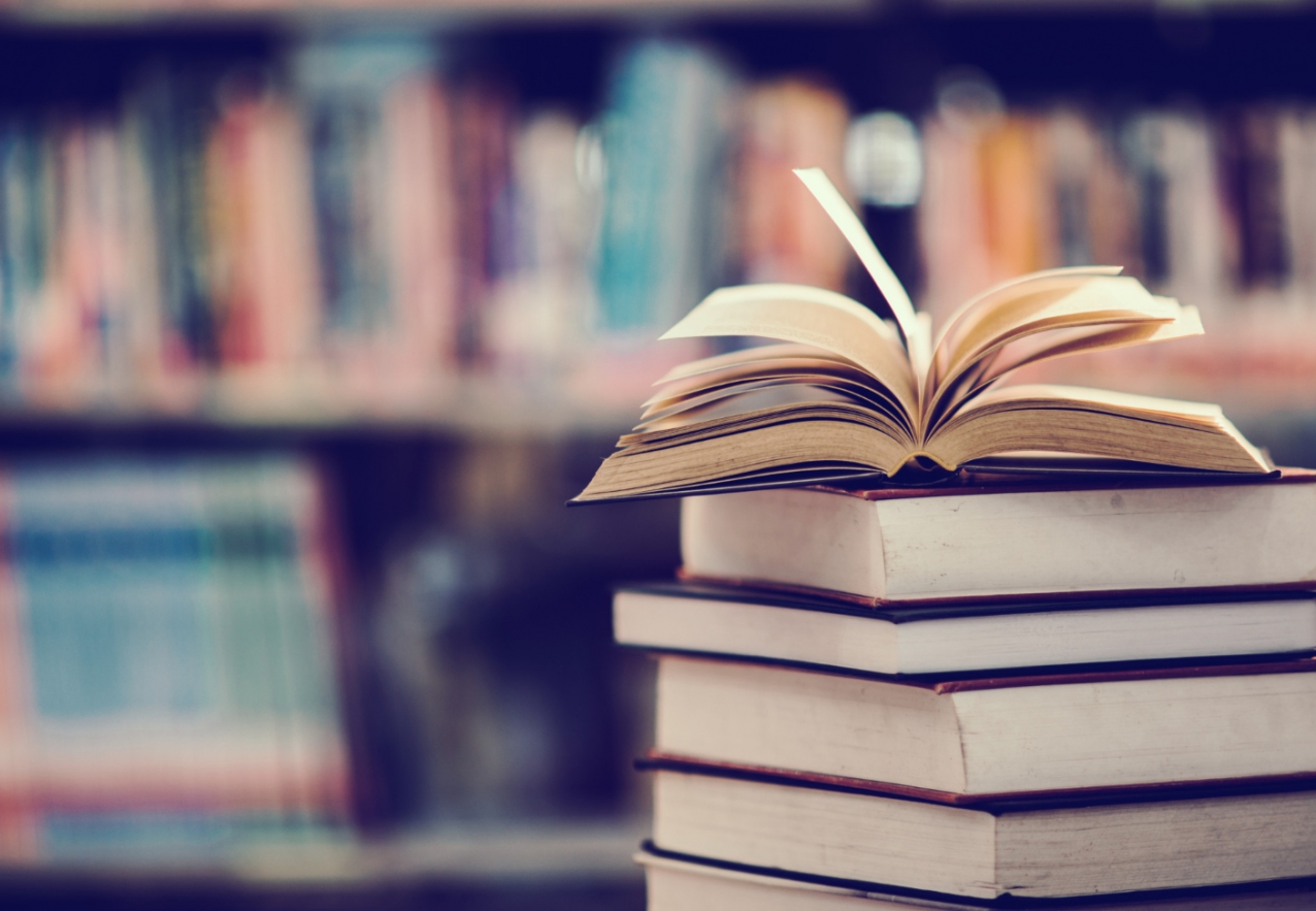Oficjalne pożegnanie długoterminowej dyrektor Miejskiej Biblioteki Publicznej w Łowiczu