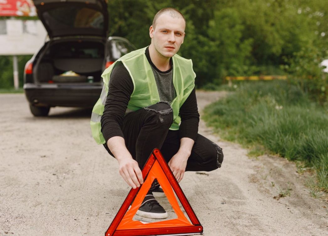 19-letni mężczyzna uchwycony za kolizję drogową w Jastrzębi: karany grzywną 1500 zł